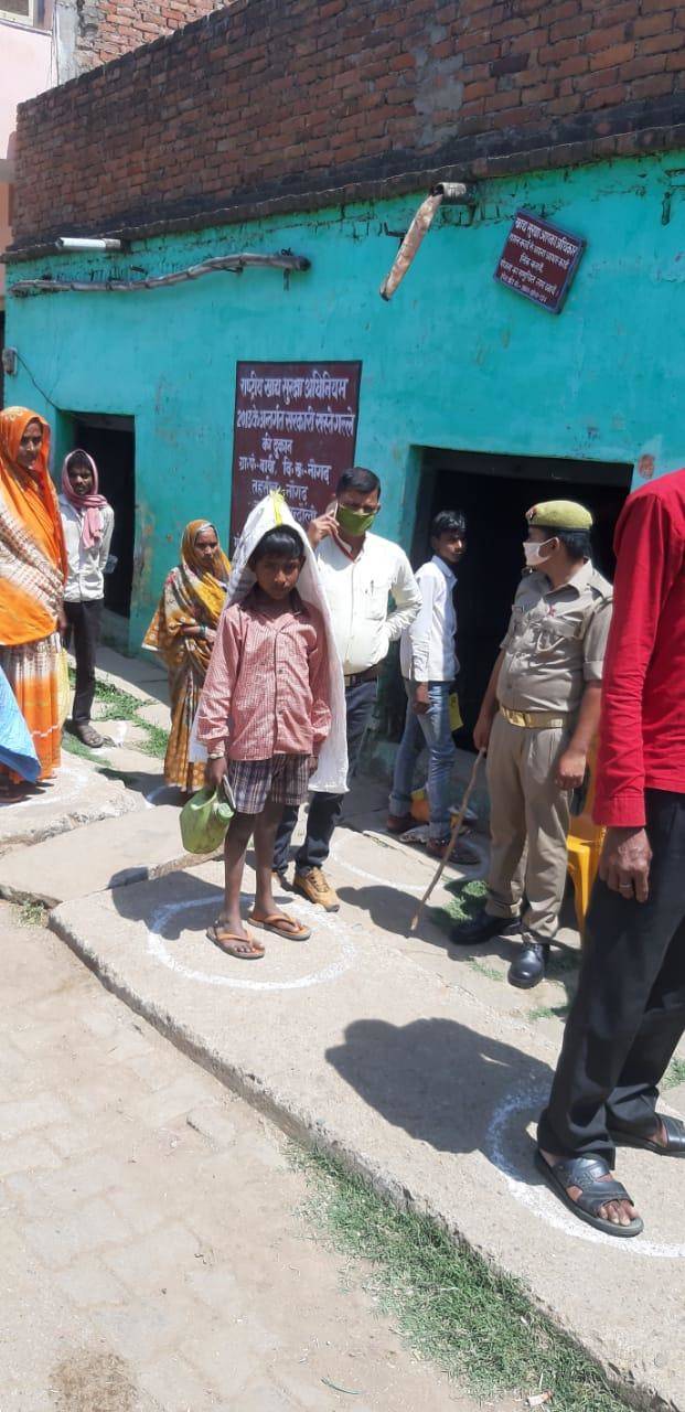 लाॅक डाउन में नौगढ़ और चकिया के सबसे जागरूक लोग