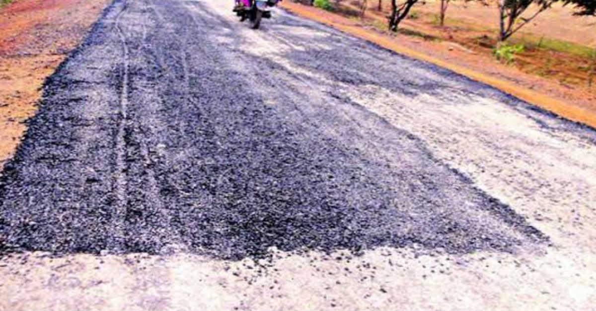 ऐसा है दावा : चंदौली जिले में एक करोड़ 72 लाख रुपये से करीब 330 किलोमीटर की सड़कों को गड्ढामुक्त