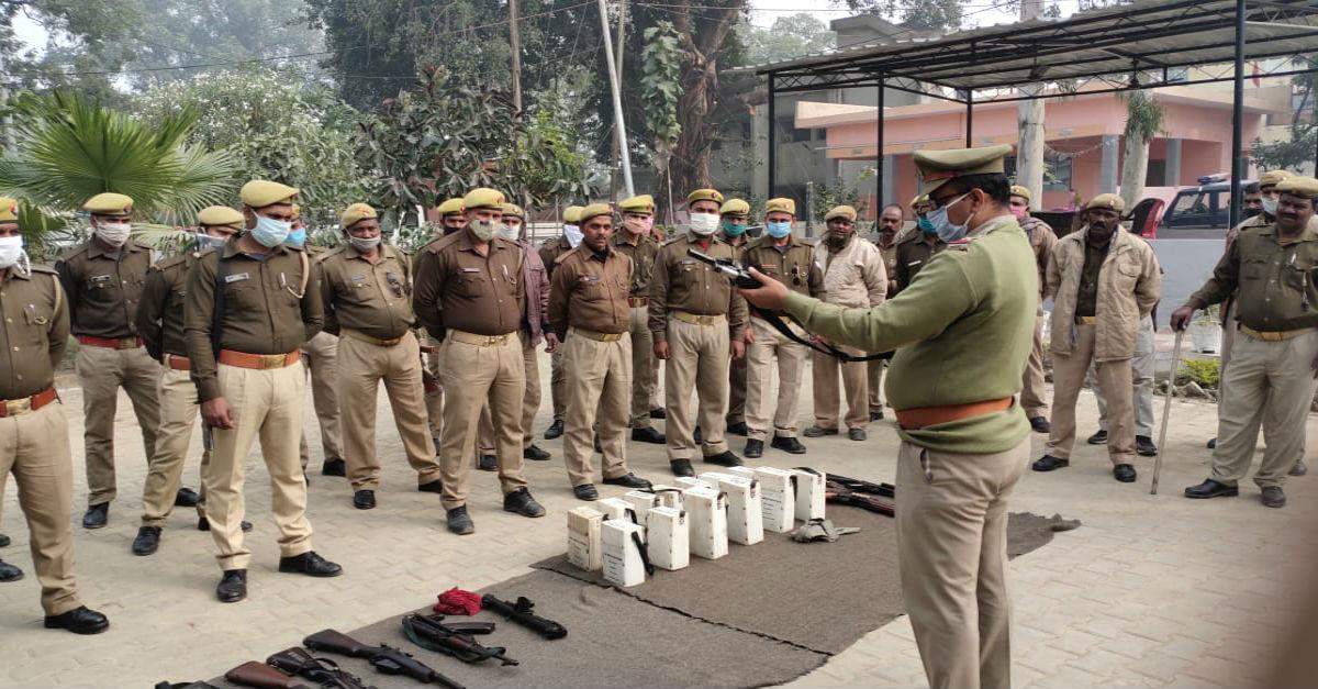 SP ने पुलिस लाइन ने कराई दंगा से निपटने की रिहर्सल, सभी थानों पर किया गया अभ्यास