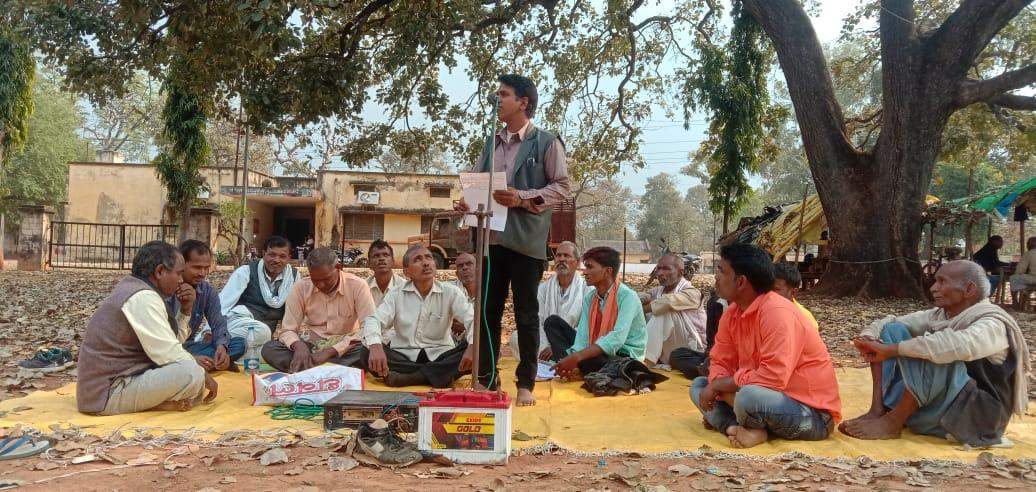 नौगढ़ तहसील परिसर में हुई बहुजन क्रांति मोर्चा की बैठक