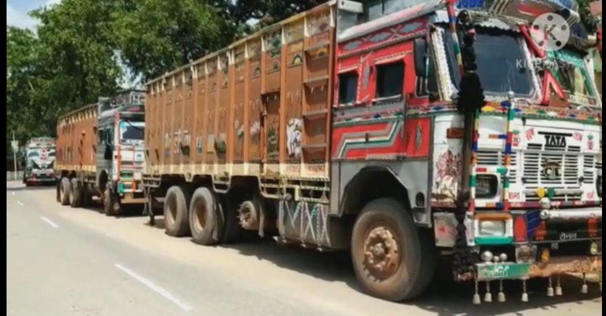 चंदौली जिले में ओवरलोड वाहनों से अवैध वसूली का खेल सुनिए वायरल वीडियो
