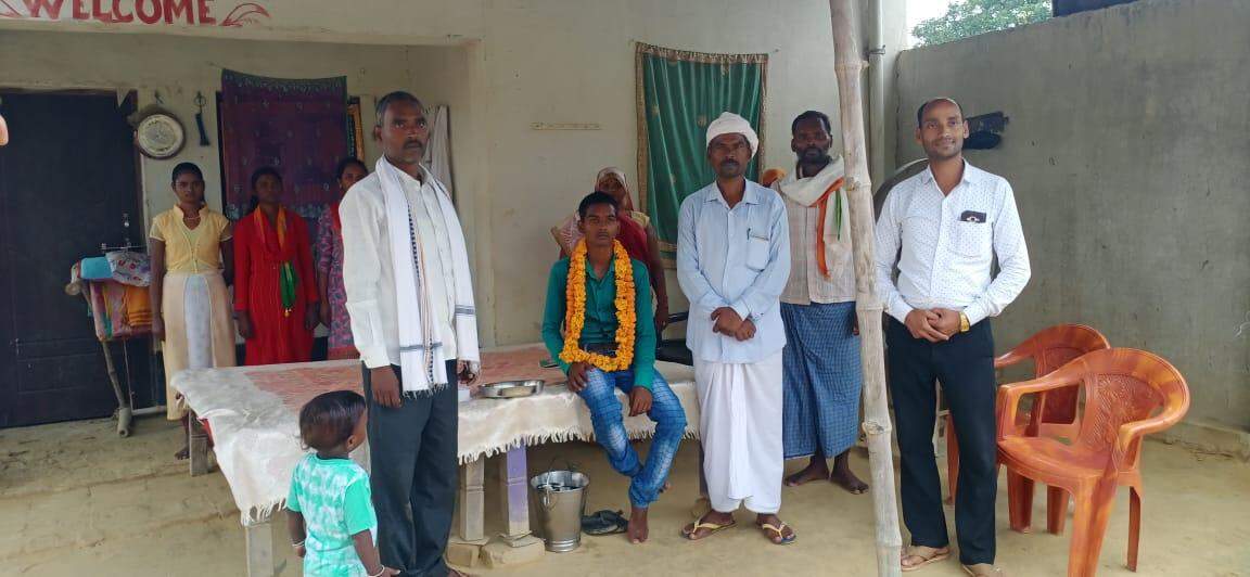 रविकांत सोनकर का सैनिक स्कूल में हो गया सेलेक्शन, लोग दे रहे हैं बधाई