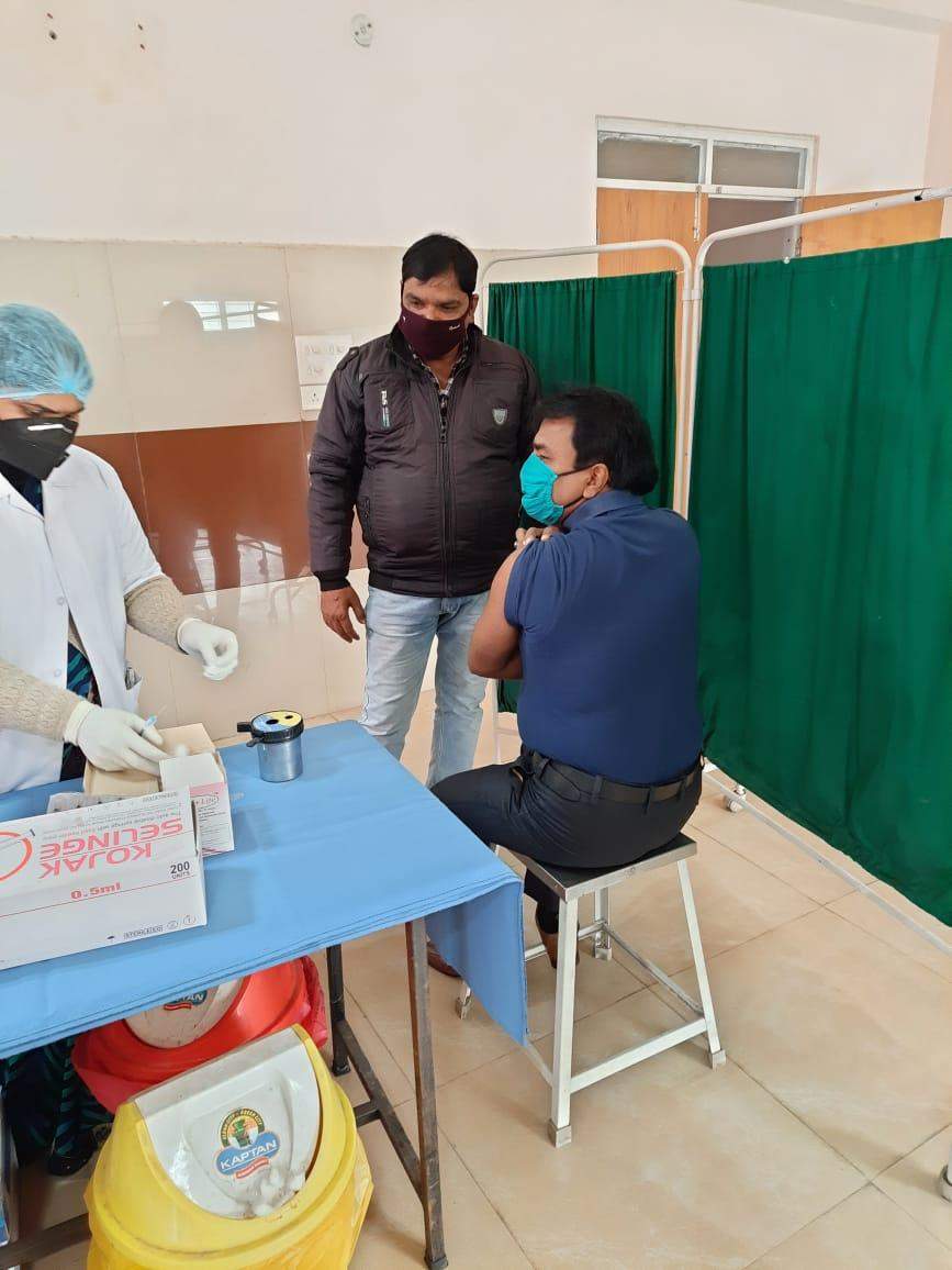 कोविड टीकाकरण में आई तेजी, जिले में 783 लाभार्थियों ने लगवाया टीका