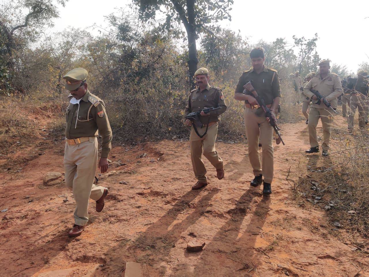 नक्सल प्रभावित क्षेत्र में चलाया गया सघन काम्बिंग एवं तलाशी अभियान