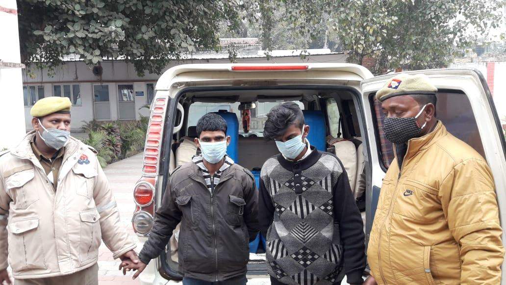 हाईवे पर खड़ी ट्रकों से तेल चोरी करने वाले गिरोह का पर्दाफाश, अलीनगर पुलिस ने पकड़े दो शातिर बदमाश