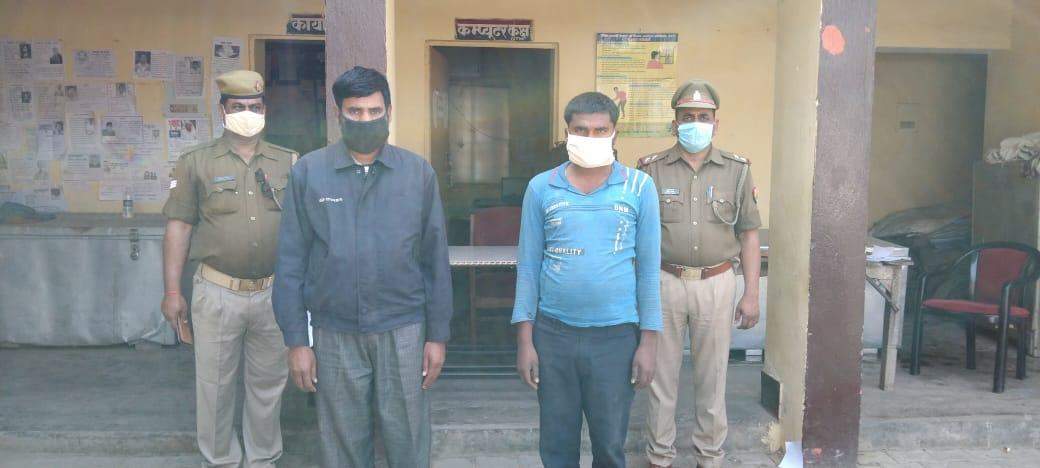 अलीनगर पुलिस ने दो शातिर पशु तस्कर को किया गिरफ्तार, 20 गोवंश भी बरामद