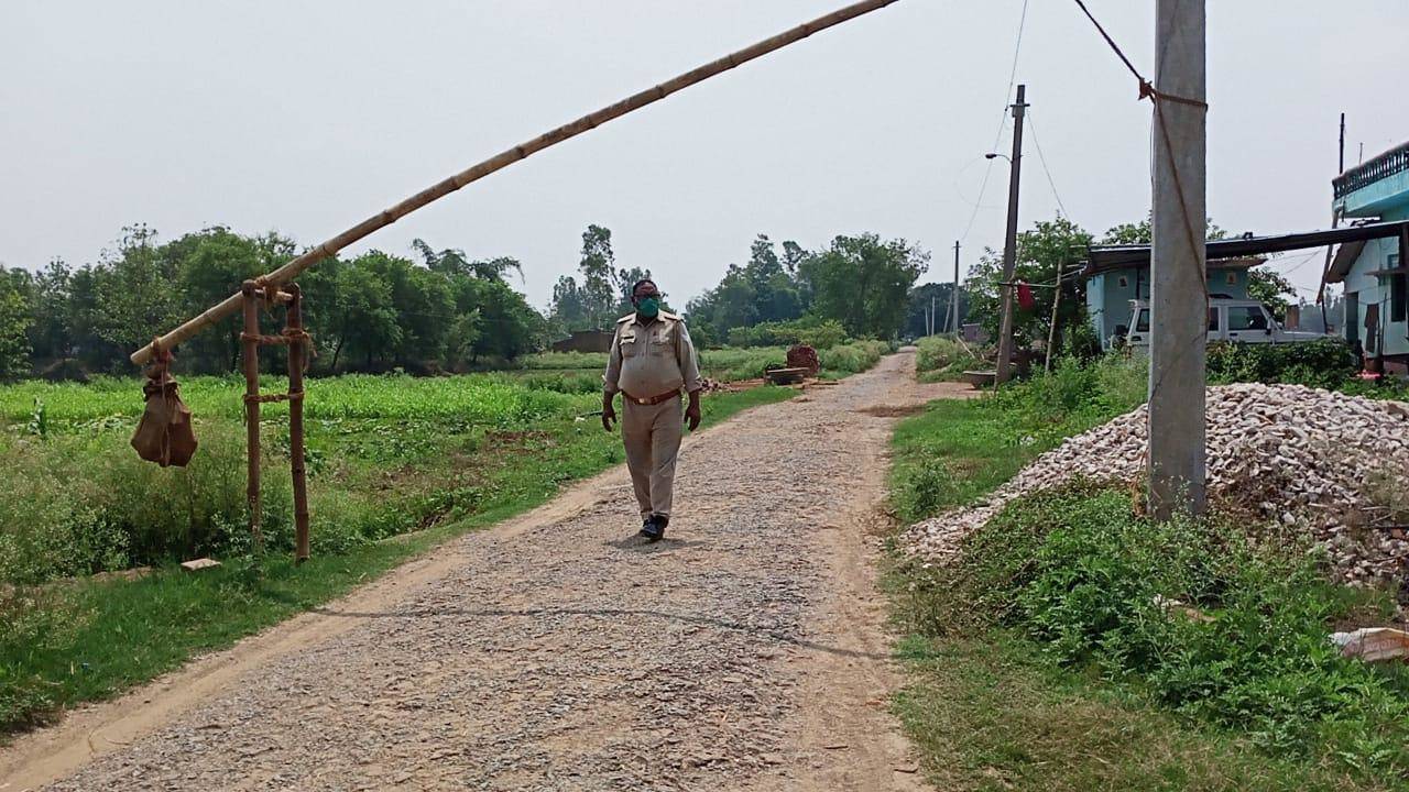 नौगढ़ के हॉट स्पॉट वाले इलाके में बरती जा रही है सावधानी, लगातार रहा है सैनिटाइजिंग