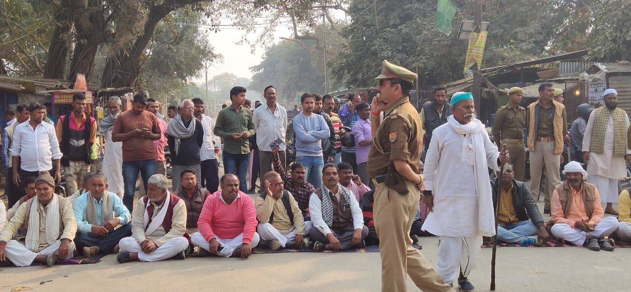 धानापुर में भड़का किसानों का आक्रोश, सरकारी कार्यवाई के खिलाफ प्रदर्शन