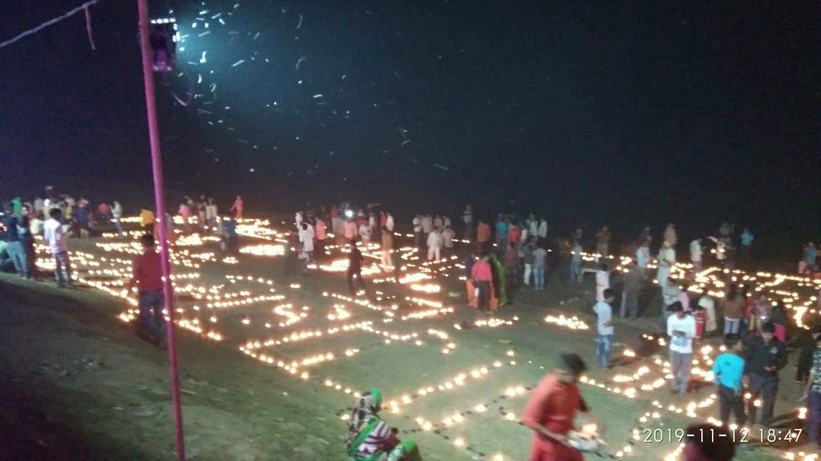देव दीपावली का चंदौली में भी शानदार आयोजन, कई जगहों पर जले हजारों दीपक
