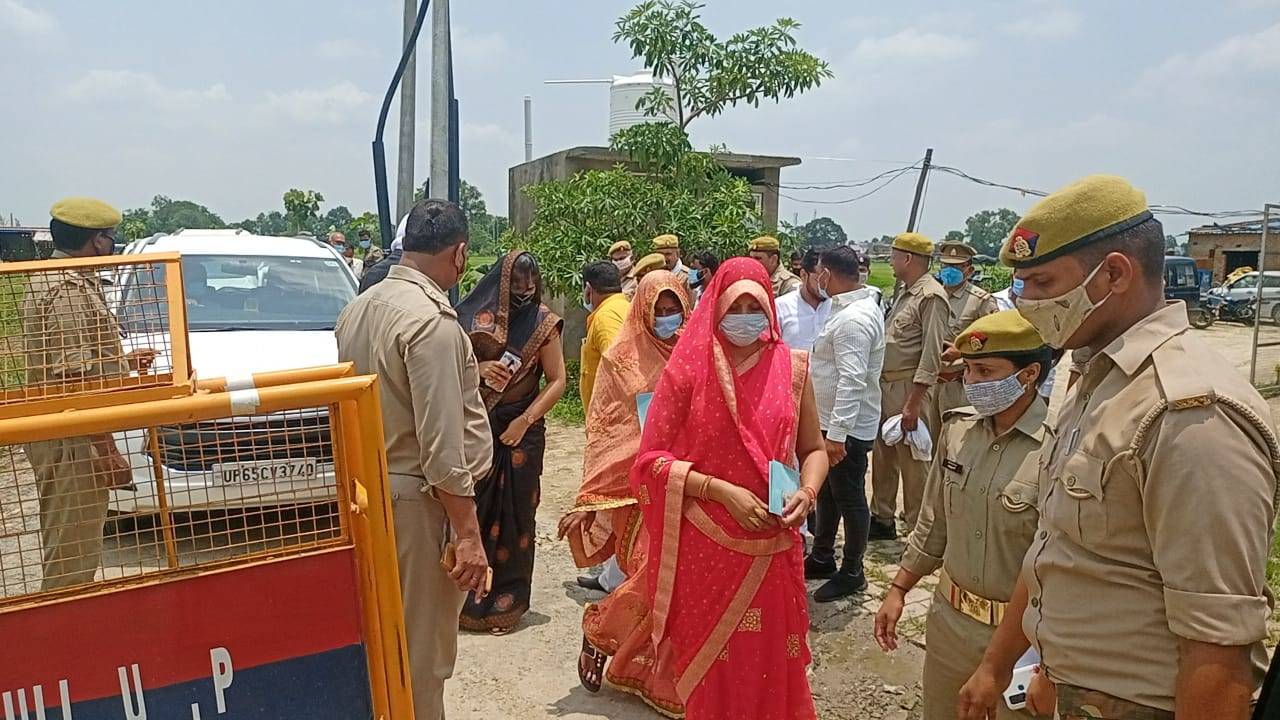 छत्रबली सिंह को कौन से 3 जिला पंचायत सदस्यों ने दिया है धोखा, देखिए वीडियो