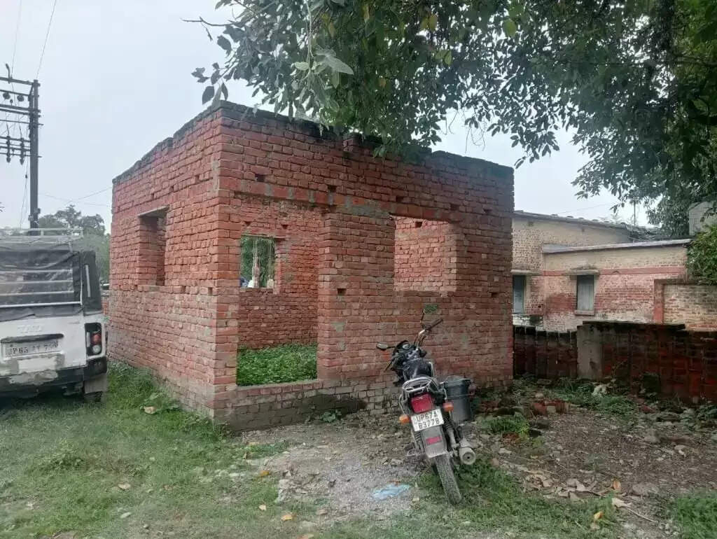  Sikatiyan police chowki