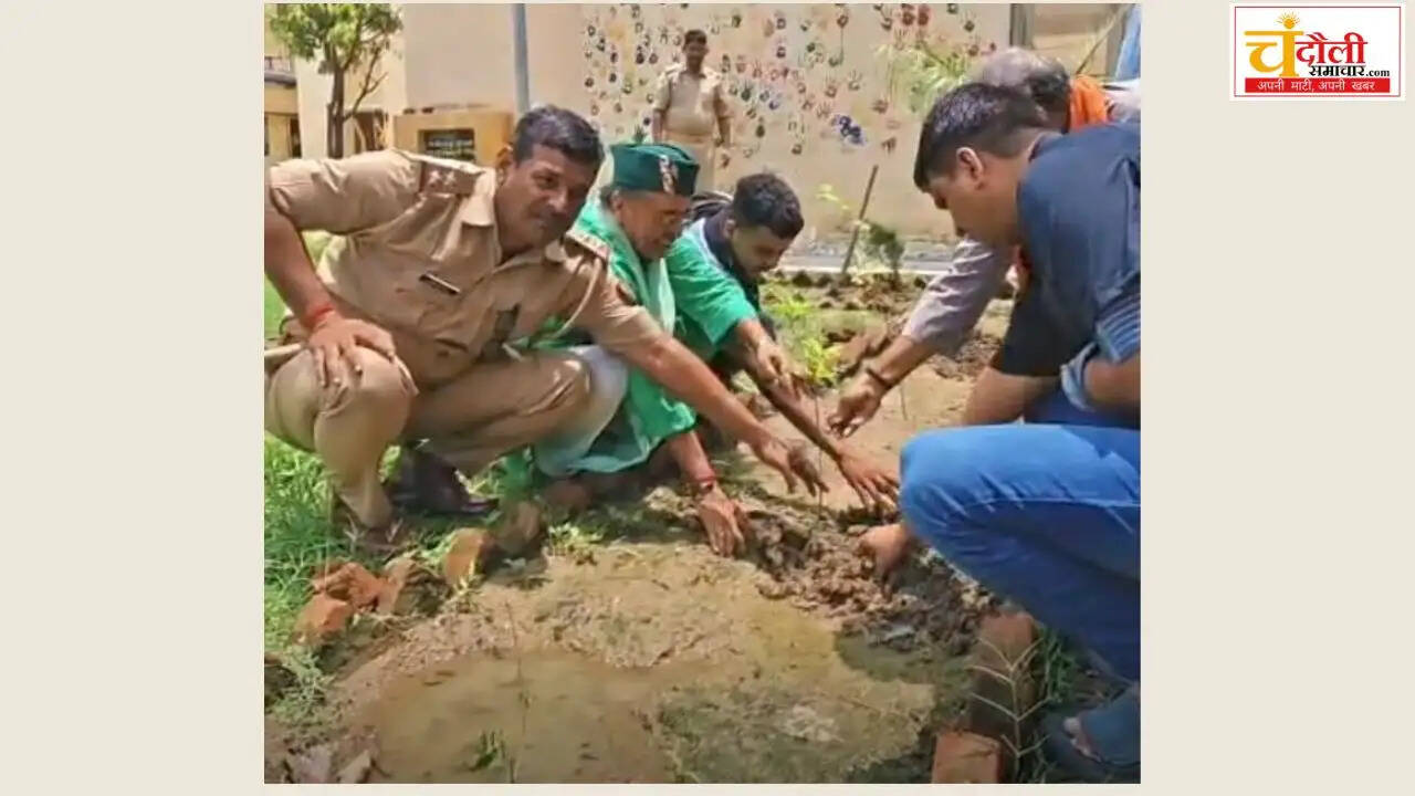 Eliya-police-station-tree-plantation-sawan-alert