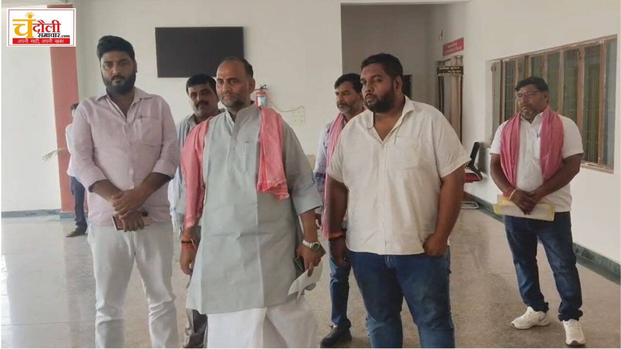 sp-protest-bichhiya-manoj-singh-dablu-dharna-news