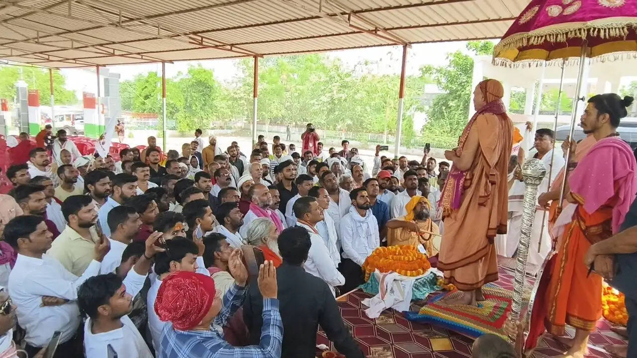 shankaracharya-visit-chandauli-cow-protection-campaign-news-2026