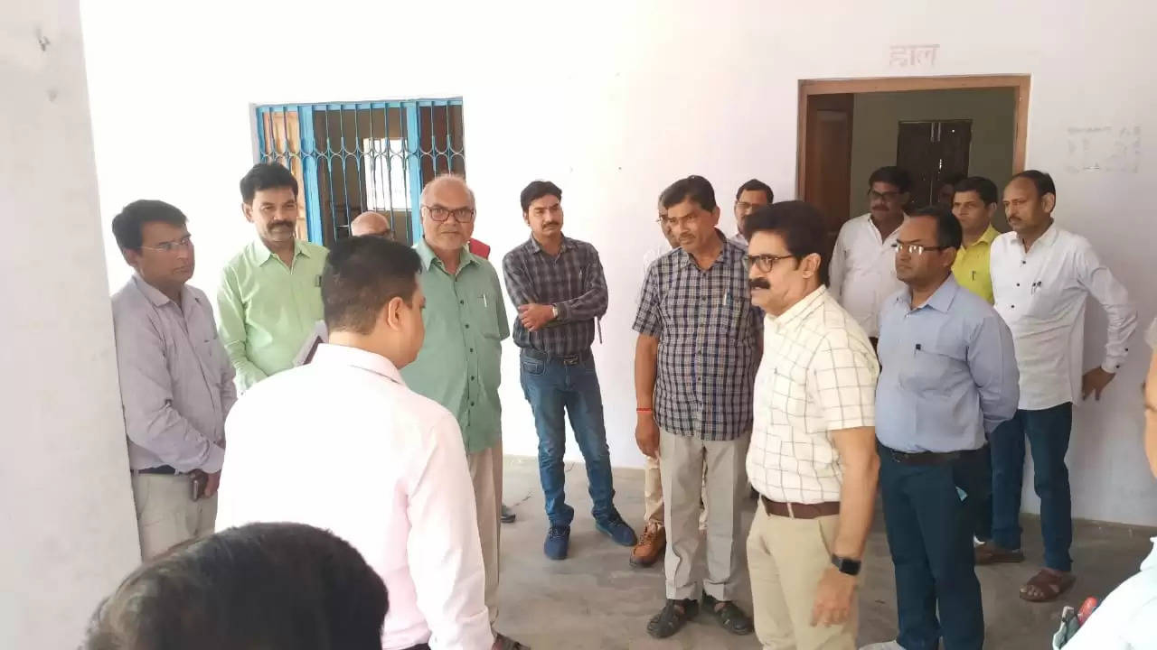 dm chandauli inspection 