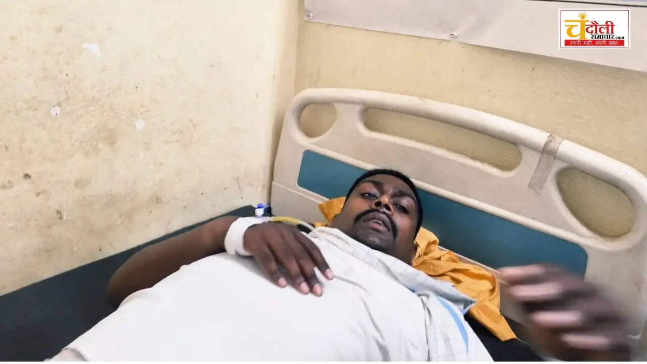 chandauli-munshi-beaten-at-construction-site-extortion-news
