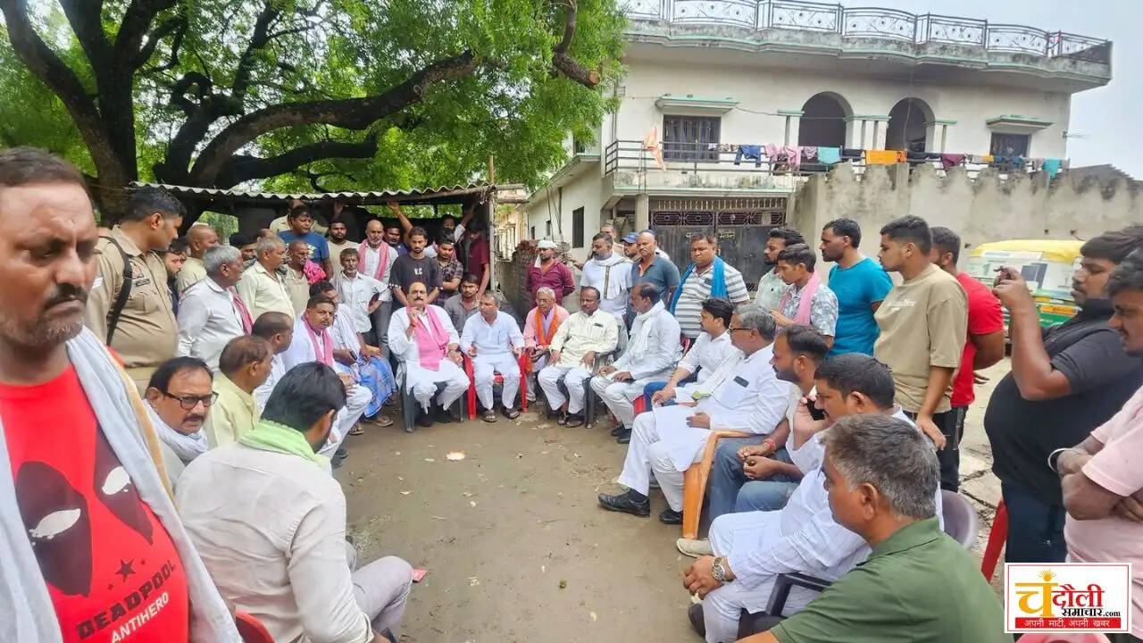 mughalsarai-baldev-yadav-death-temple-collapse-news