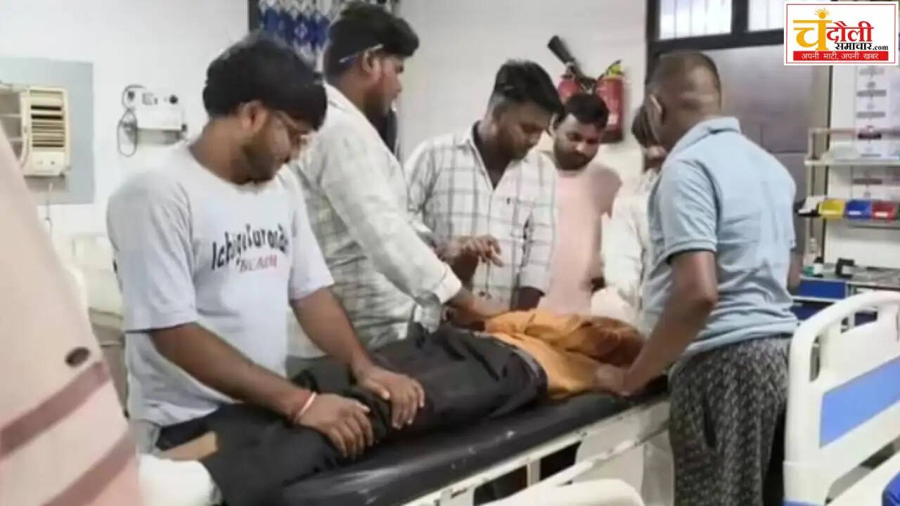 chakiya-bike-dumper-accident-two-teenagers-injured 
