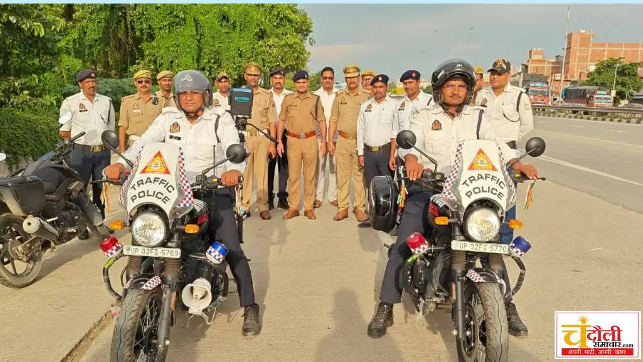 chandauli-traffic-co-flags-off-advanced-interceptor-vehicles