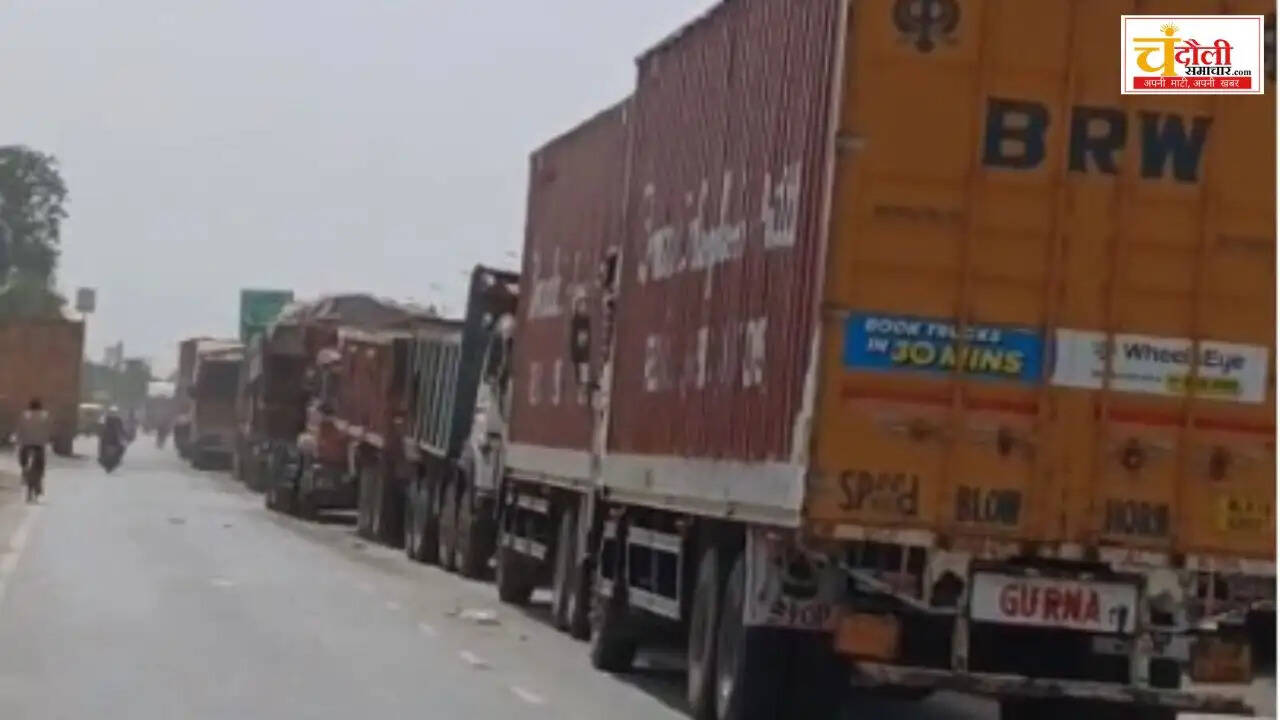 national-highway-illegal-truck-parking-accident-up