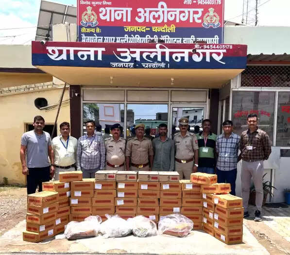  Chandauli Police Crime Statistics 2025  SP Aditya Langhe strict action  illegal liquor seizure Chandauli  Goshala smuggling prevention UP  Arms Act arrests Chandauli police
