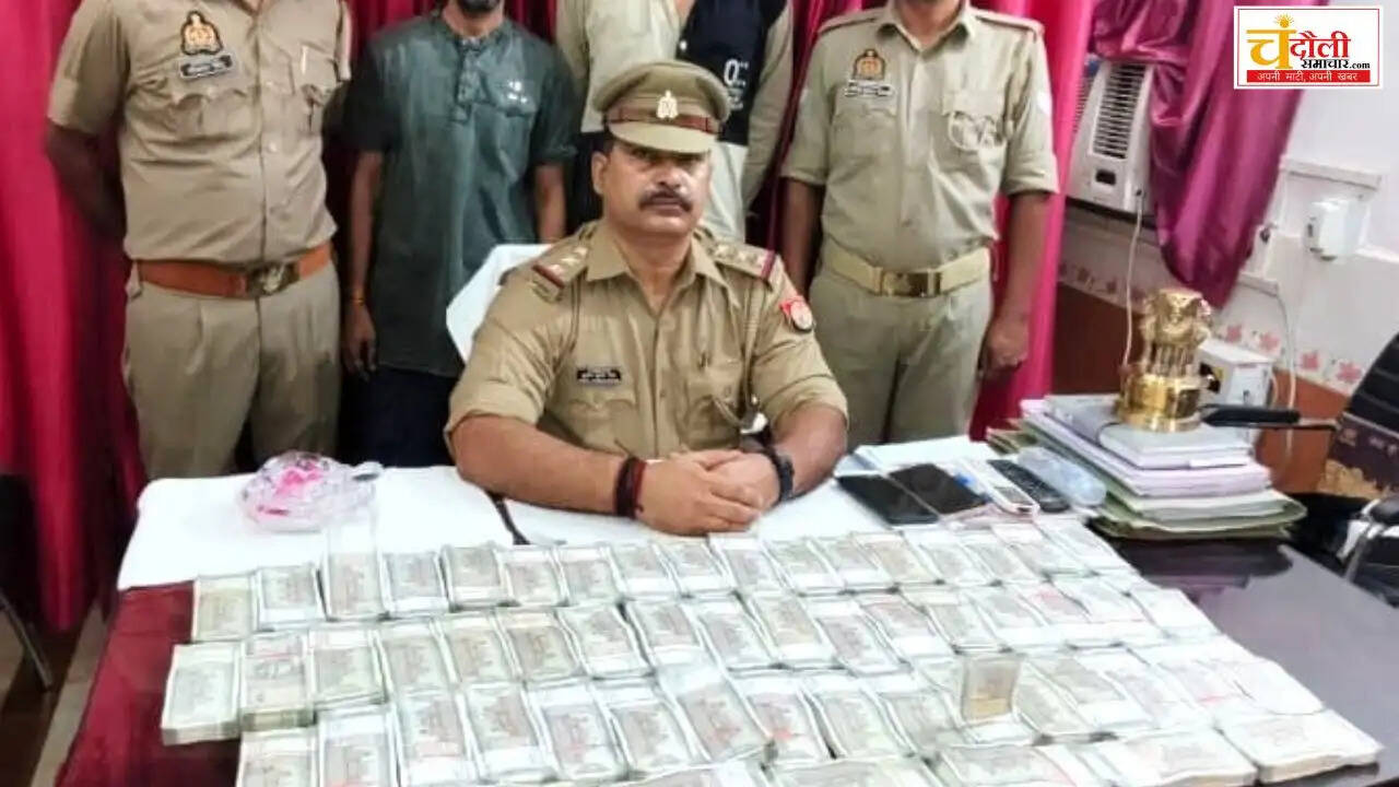 ddu-junction-grp-seized-rs-28-lakh-cash-from-two-men