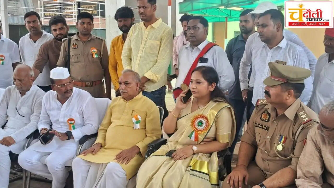 dhanapur-shaheed-smarak-adm-delay-protocol-issue 