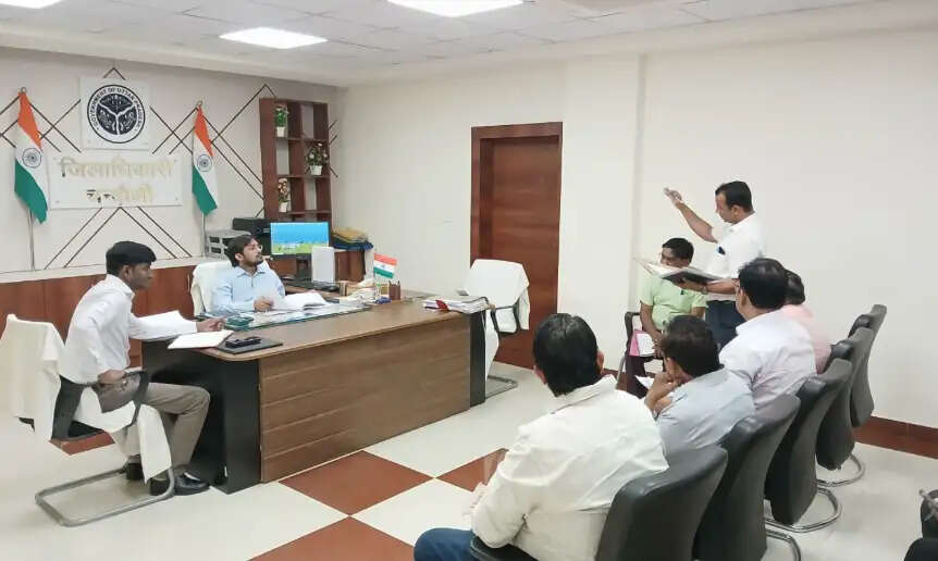 chandauli news canal water supply, chandauli khabar irrigation department roster, chandauli samachar farmers irrigation water, district magistrate chandauli meeting updates, chandauli agriculture farmer news today