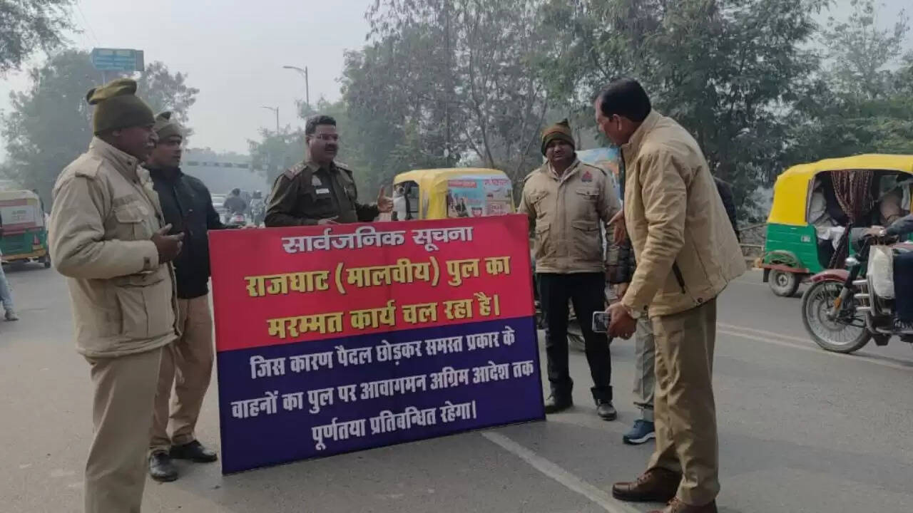  Malviya Bridge Varanasi repair updates  Chandauli traffic diversion news today  Rajghat bridge closed for vehicles