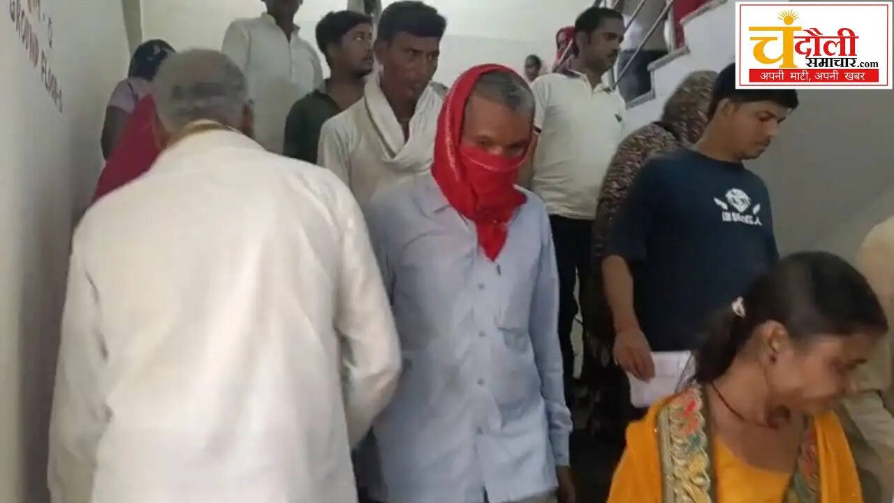 chandauli-medical-college-opd-4-times-bihar-patients-rush-news