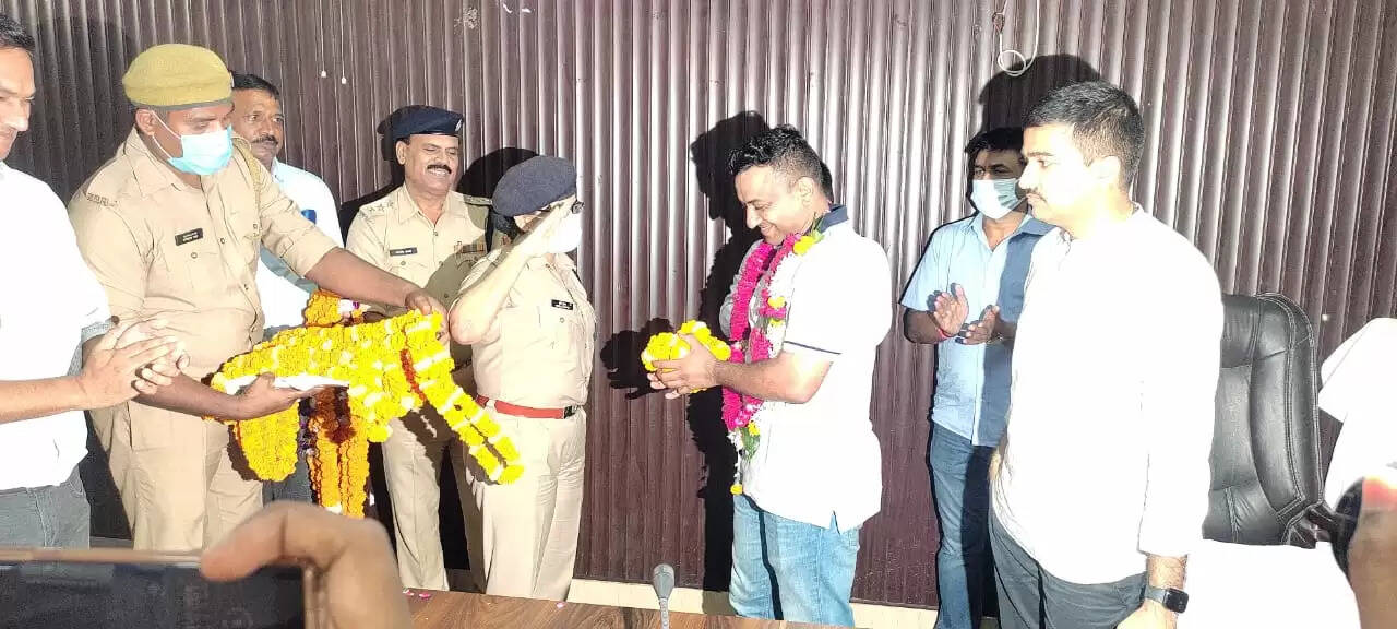 SP Chandauli Amit Kumar Farewell Party 