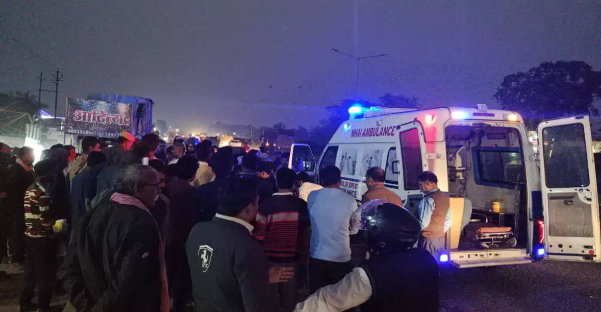 Road Accident, Hit And Run, Chandauli Police
