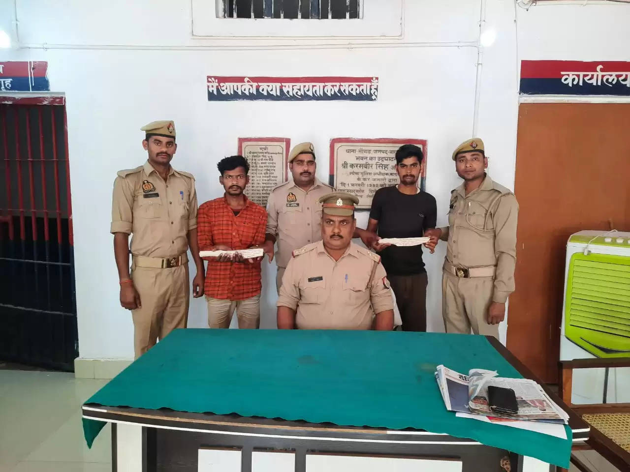 2 pashu taskar arrested