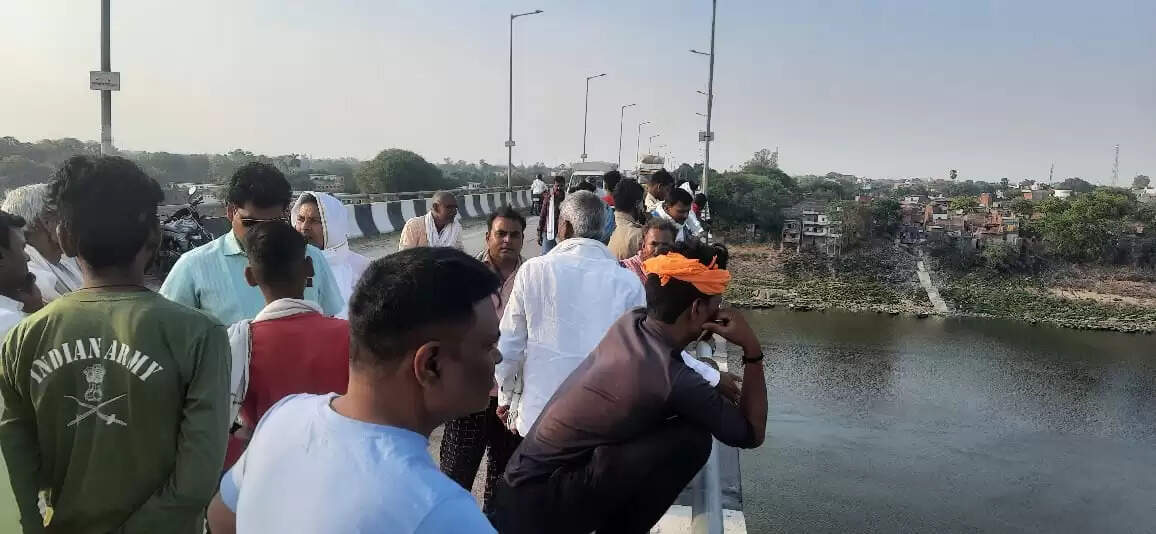 Akash Giri Jumped into River
