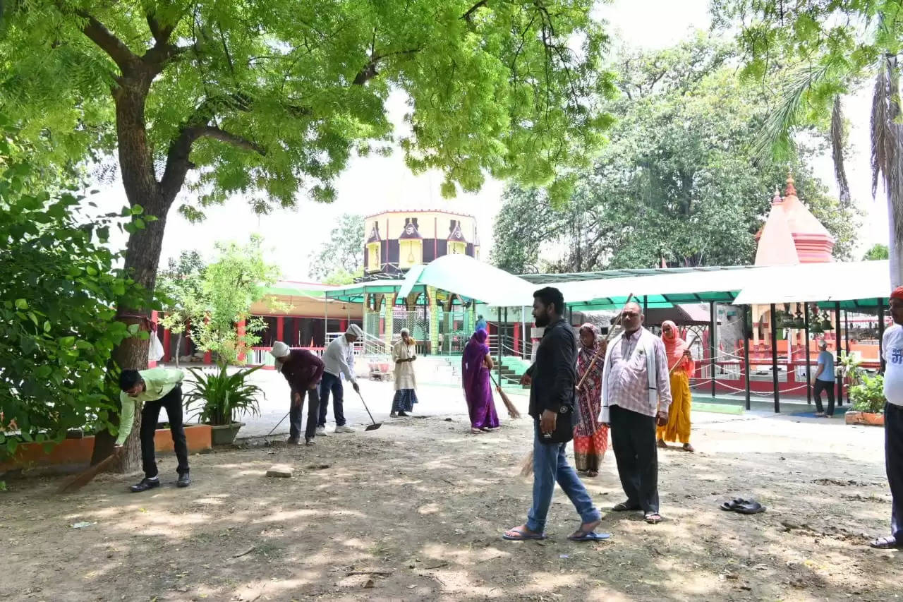  Guru Purnima festival cleaning