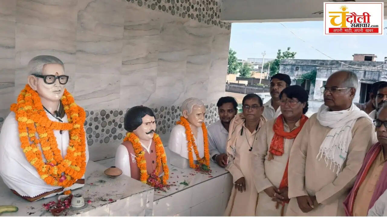statues-unveiled-for-birha-and-folk-artists