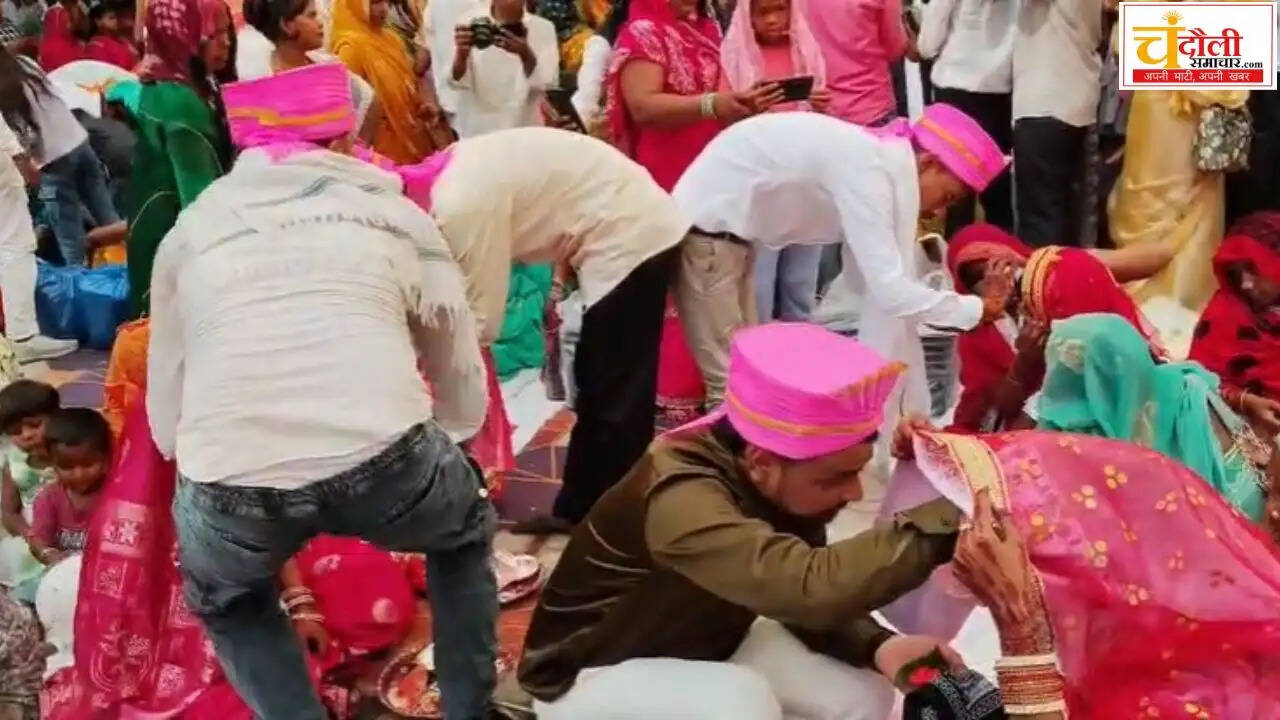 chandauli-chief-minister-mass-marriage-48-couples-wed-news