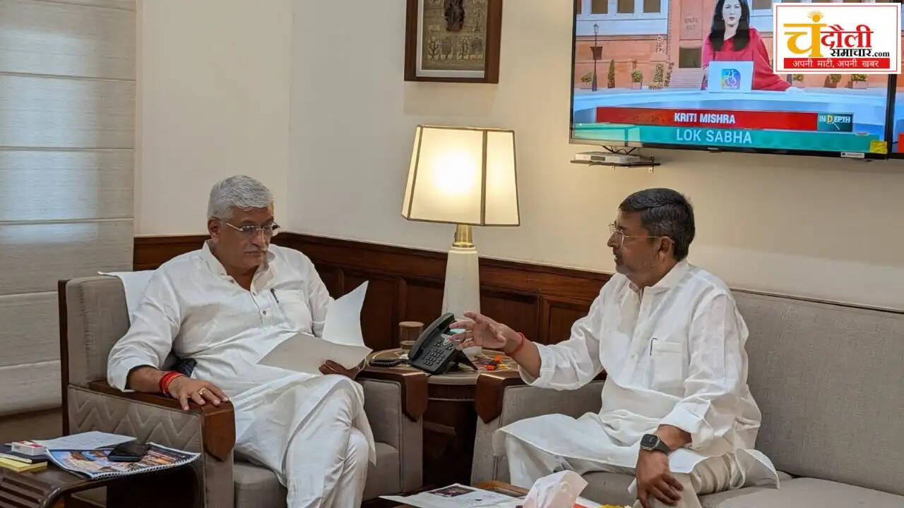 chandauli-mp-virendra-singh-meets-minister-for-tourism-circuit