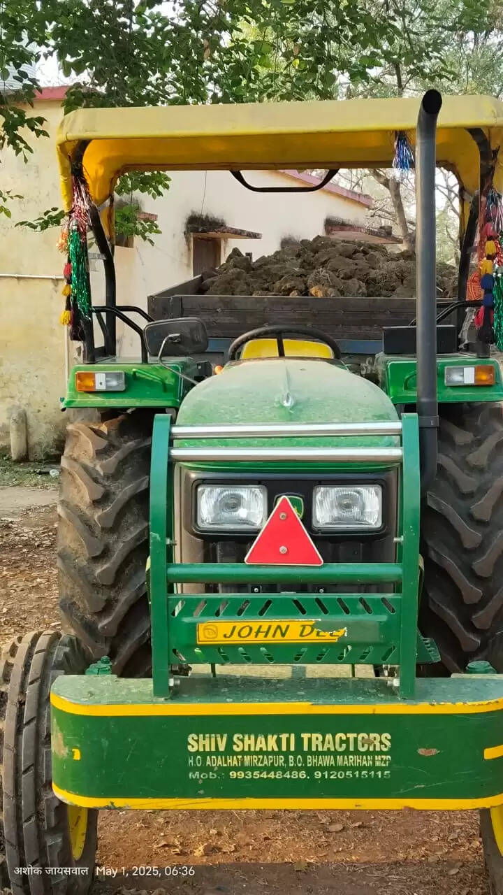 , tractor trolley seized