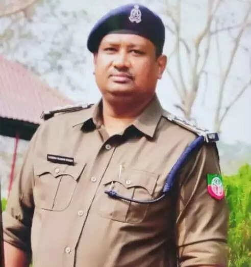 , tractor trolley seized