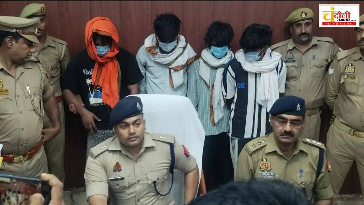 mugalsarai-munib-loot-case-four-students-arrested 