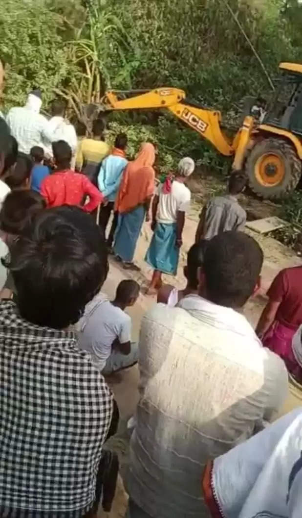 Bulldozer on Encroachment