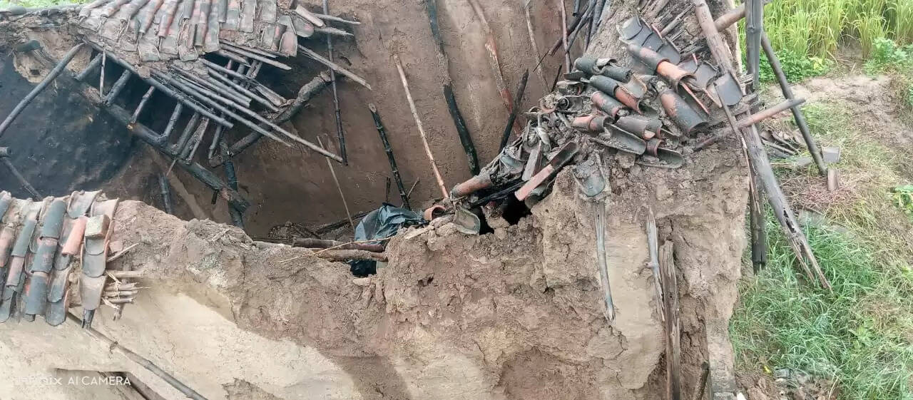 Two-Houses-Collapsed