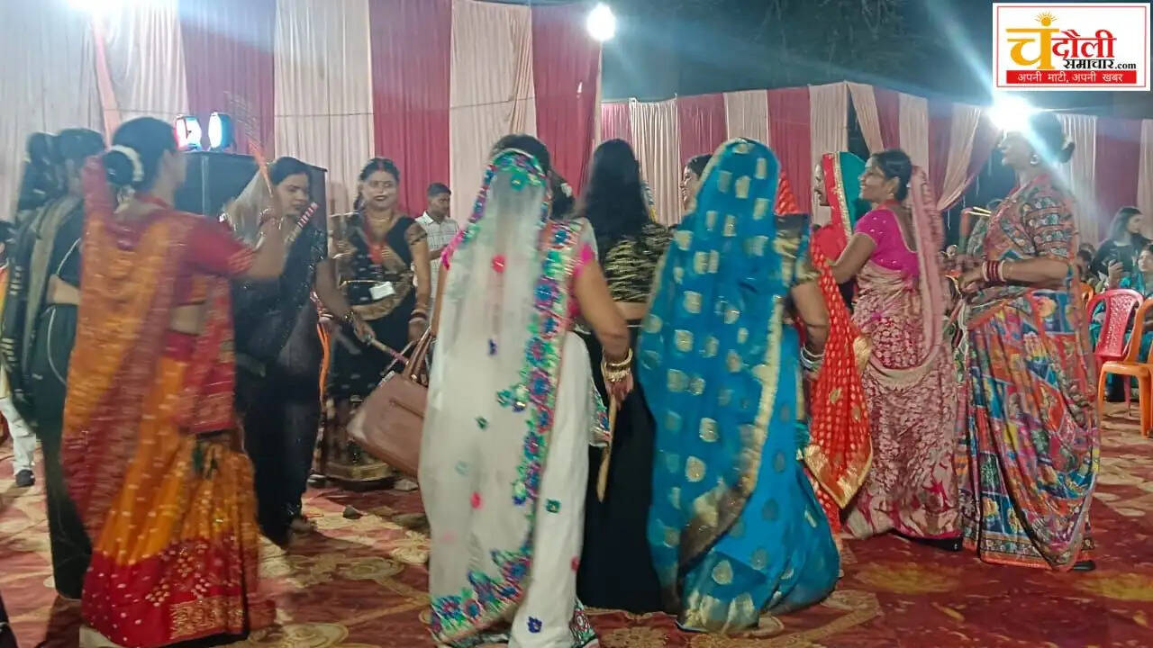 dandiya-night-event-ilia-chandauli-navratri-celebration-news
