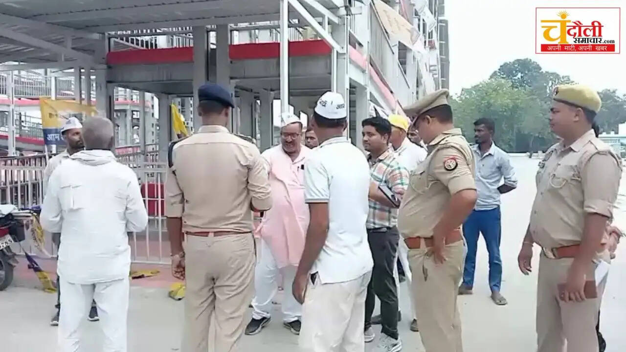 chandauli-majhwar-station-aap-protest-rail-roko-ultimatum-news