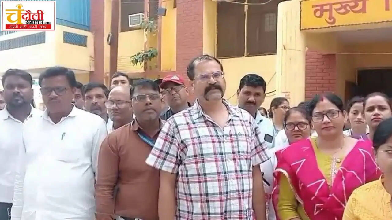 nhm-employees-protest-cmo-office-6-point-demands