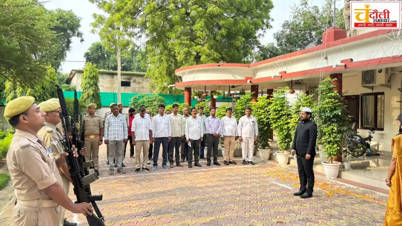 80th-independence-day-flag-hoisting-dm-chandra-mohan