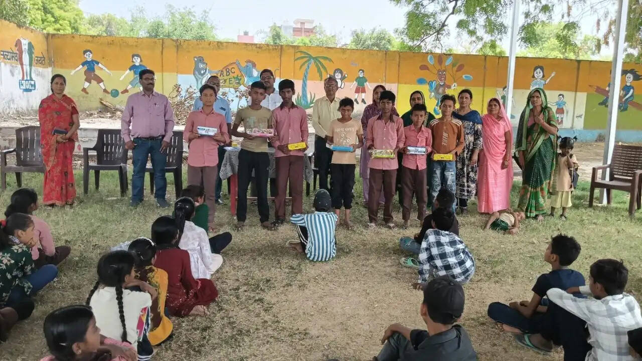 saidraja-school-test-result-prize-distribution-news
