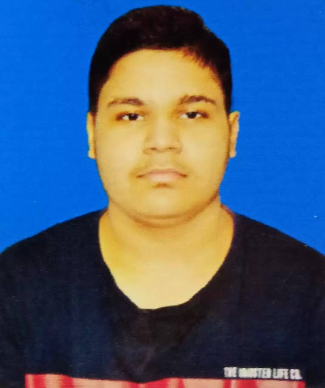 नाम - आलोक कुमार मिश्र कक्षा -12वी (साइंस)