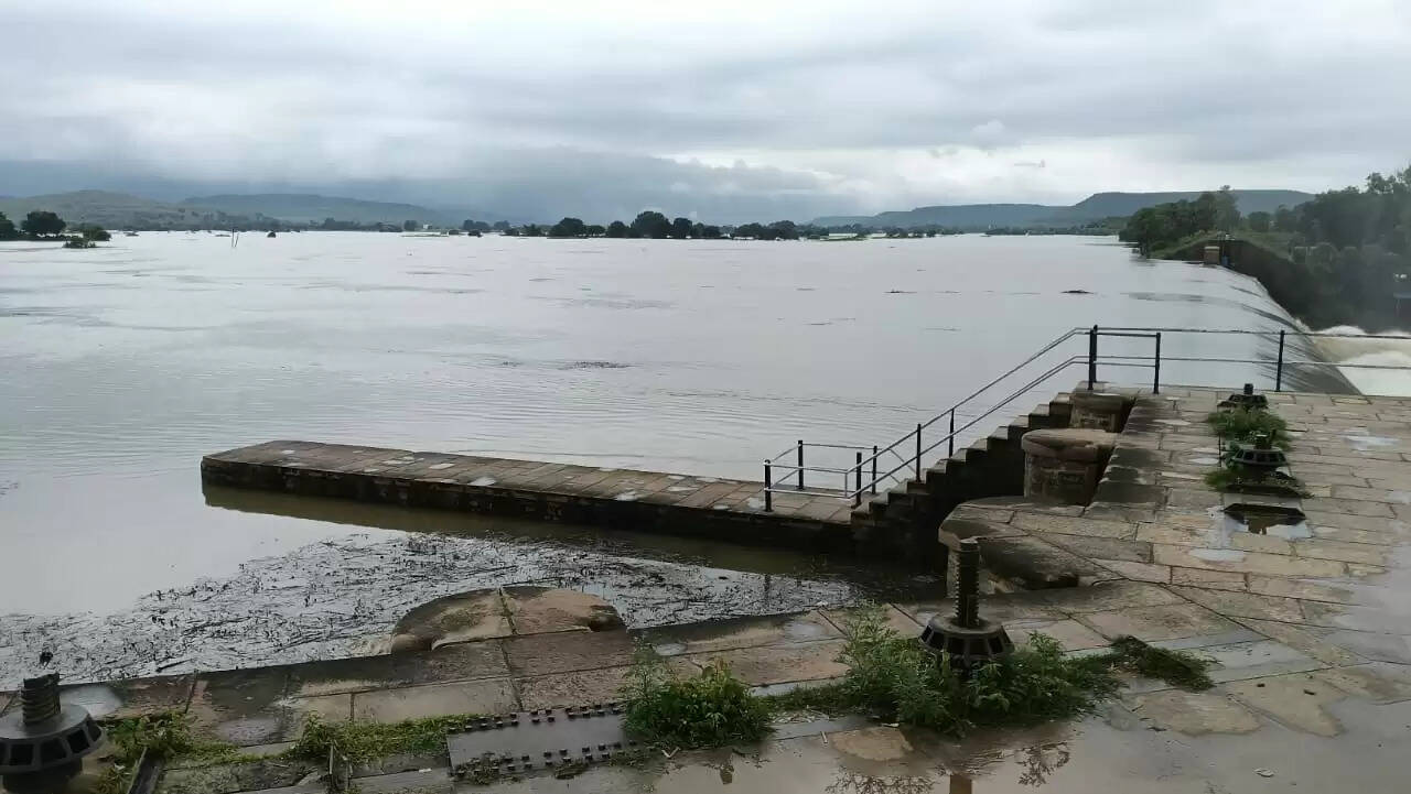 DAM Full